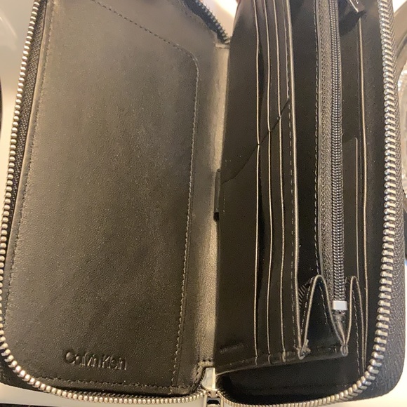 Brand new black Calvin Klein wallet size medium. Never used. - Picture 3 of 3